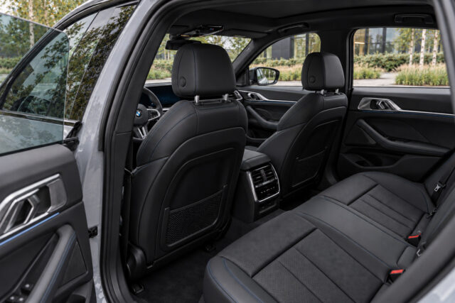 BMW i4 M50 — front seats