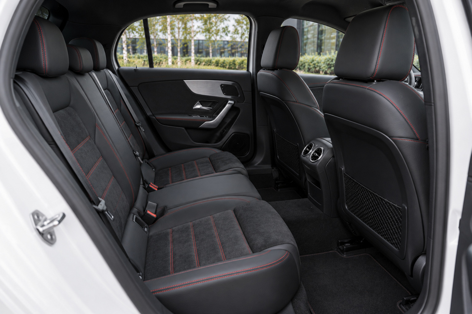 Mercedes-Benz A250e — rear seats
