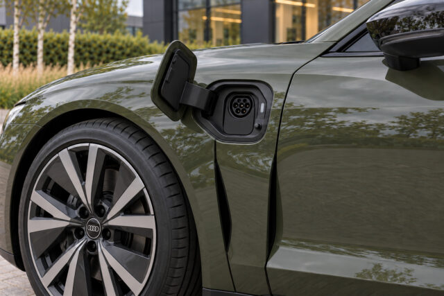 Audi e-tron GT quattro — charging port