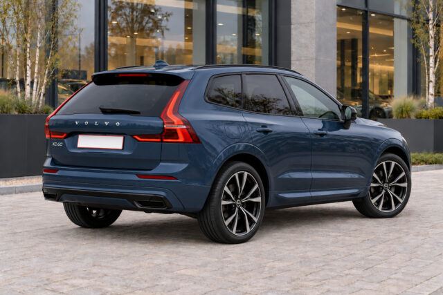 Volvo XC60 Recharge — rear three-quarter view